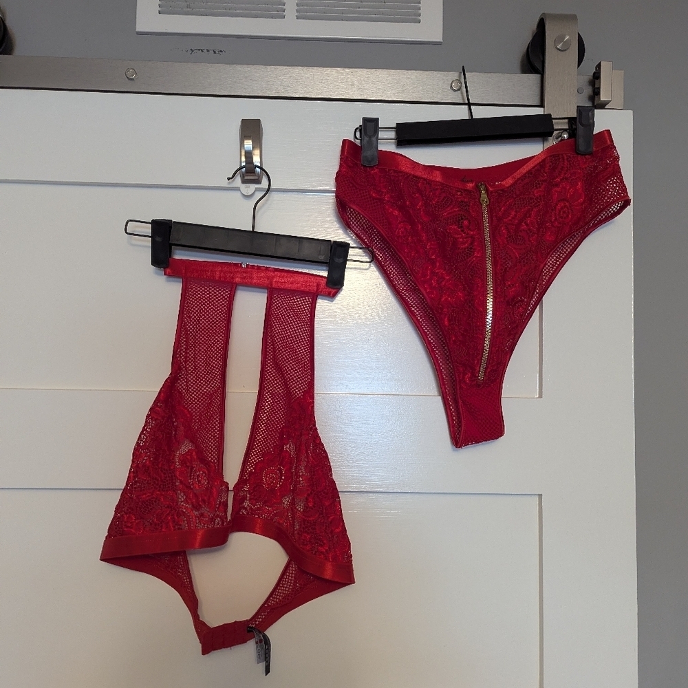 Like New Yandy Red lingerie size L/XL.